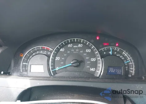 2012 Toyota Camry Xle V6 z USA, uszkodzony, nr VIN 4T1BK1FK9CU002890